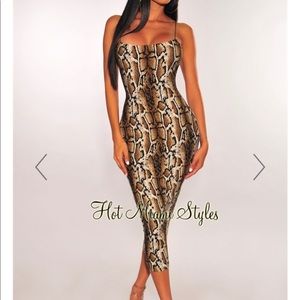Hot Miami styles, animal print, small